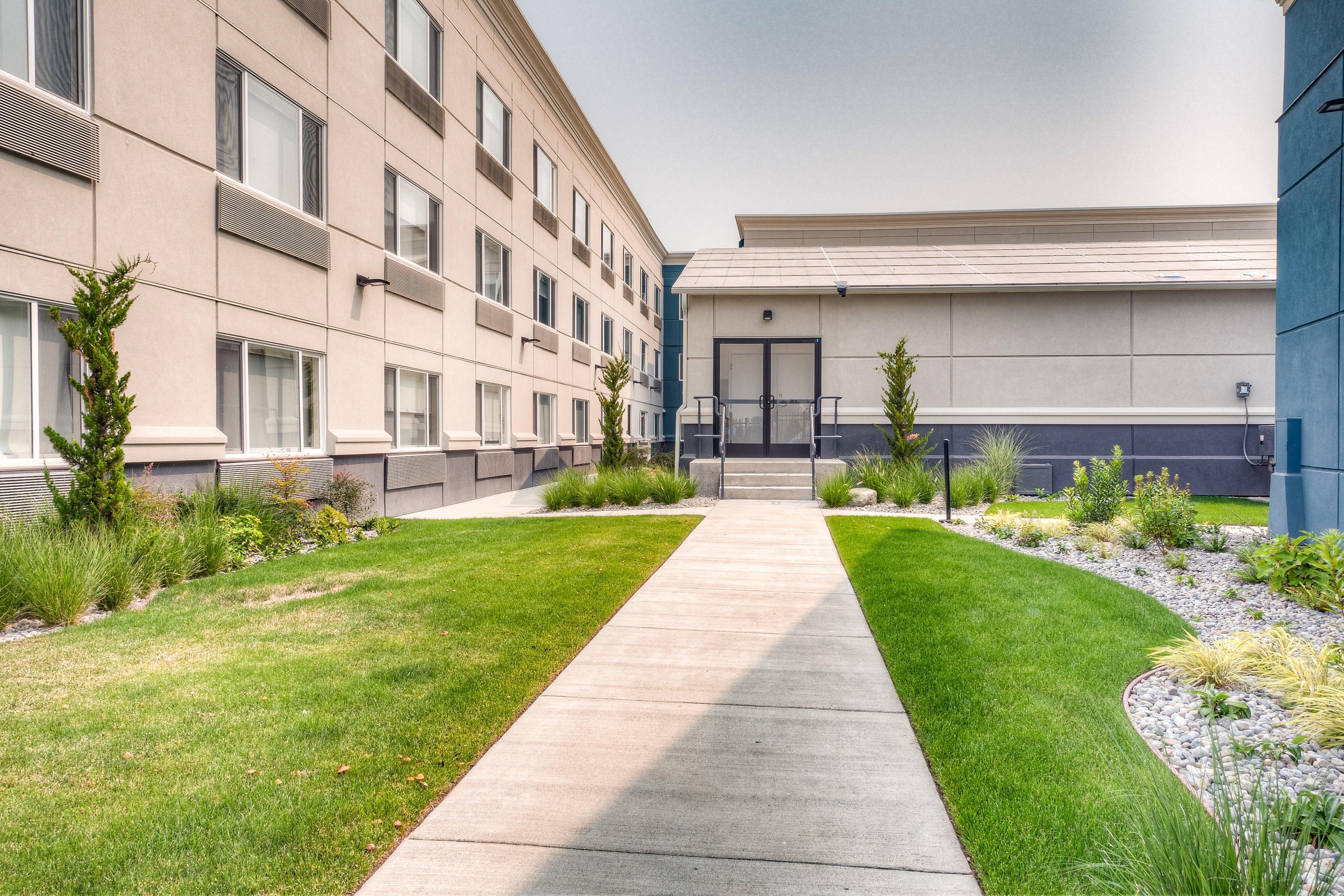 Holiday Inn Tacoma Mall By Ihg Exterior photo