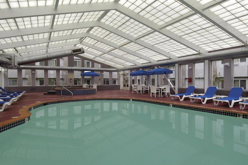 Holiday Inn Tacoma Mall By Ihg Exterior photo